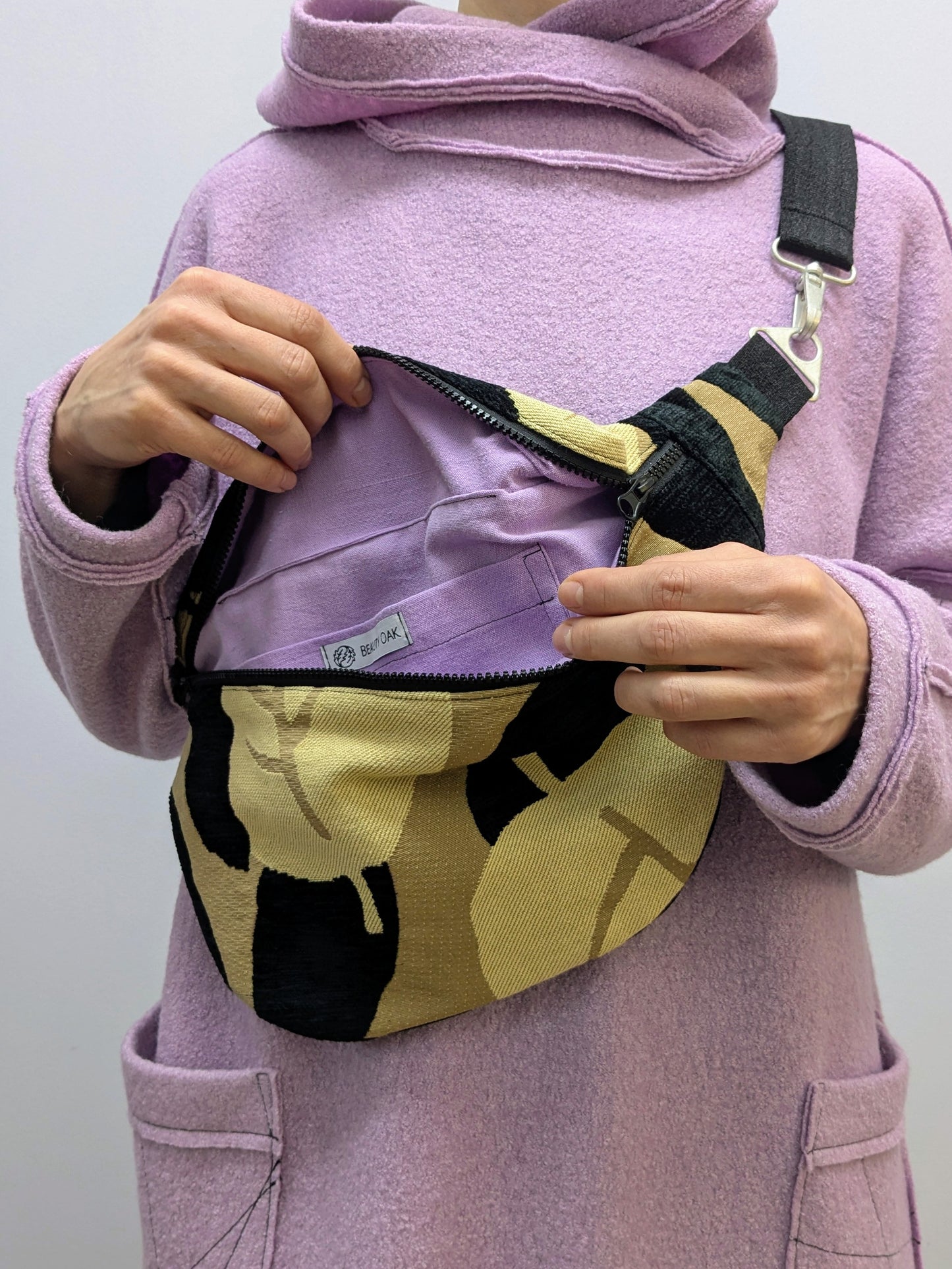 Crossbodybag XL Polster | Samt | Blätter