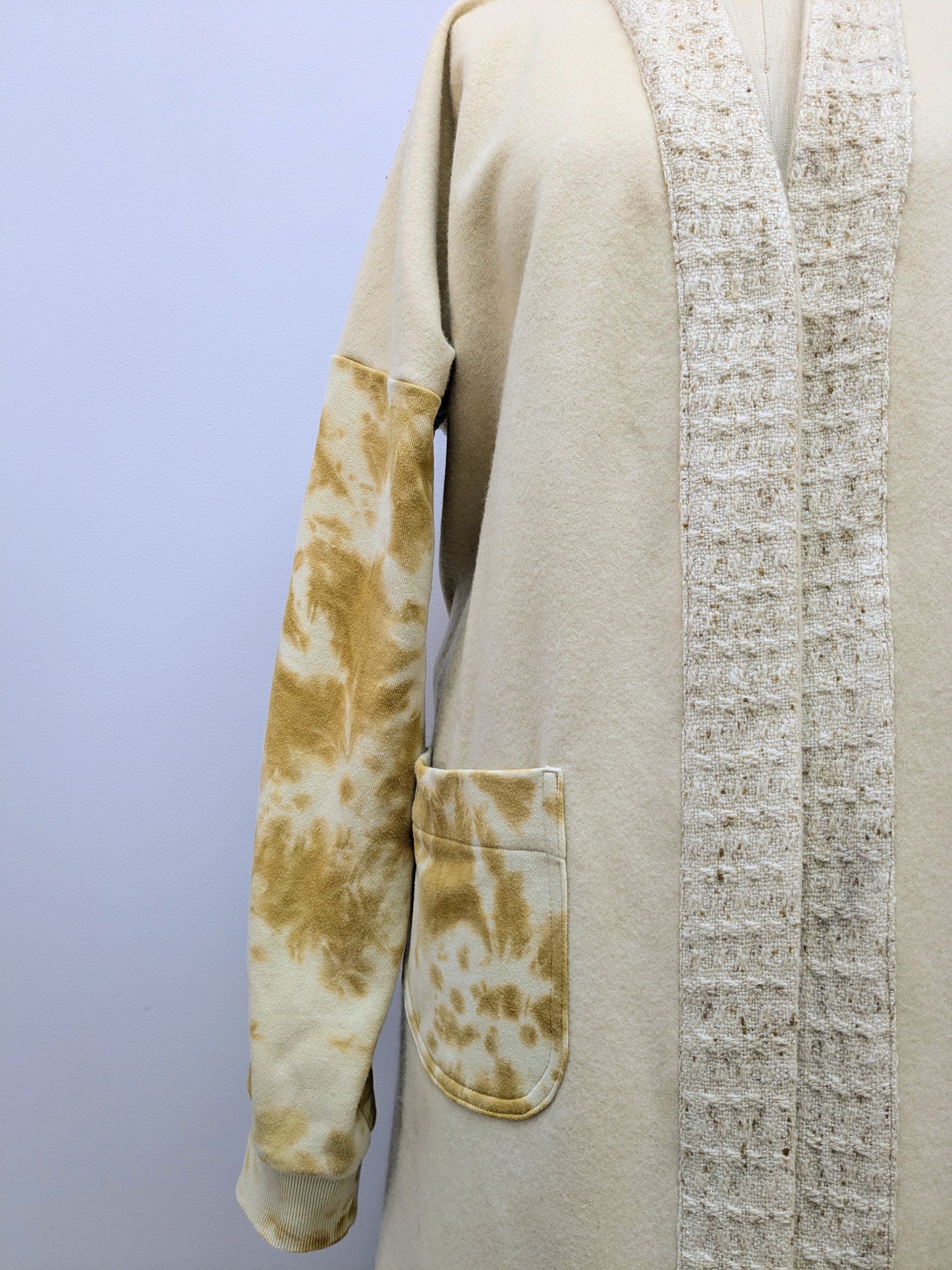 Wollmantel mit Schalkragen Batik