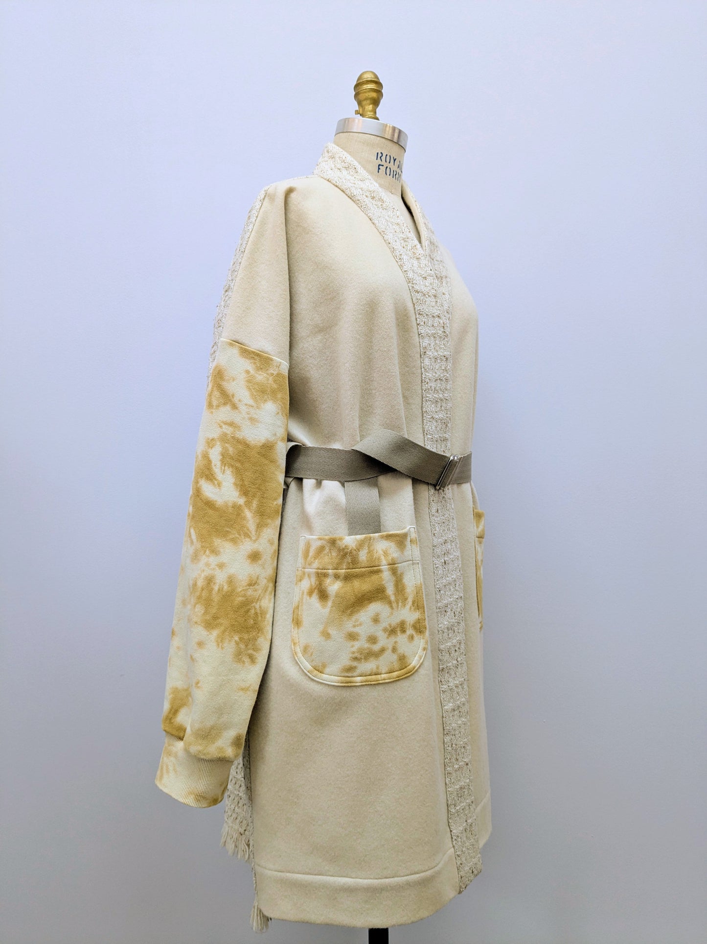 Wollmantel mit Schalkragen Batik