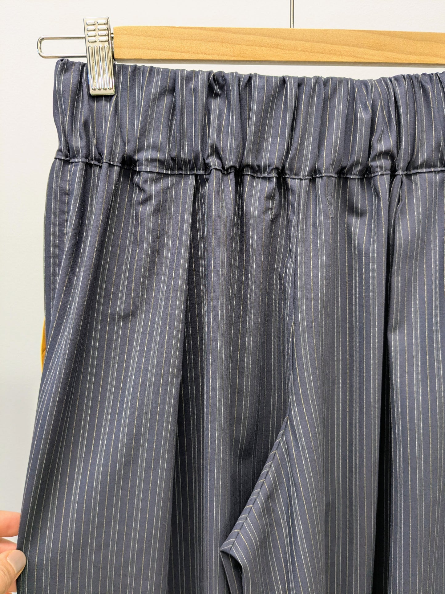 Hose LOLA | Nadelstreifen