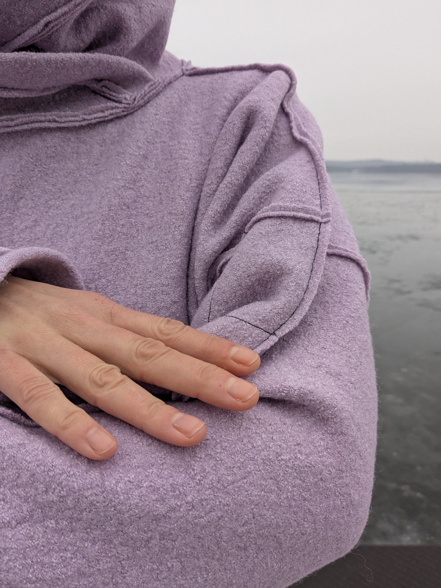 Kapuzenkleid ELISA | Wollwalk | Flieder