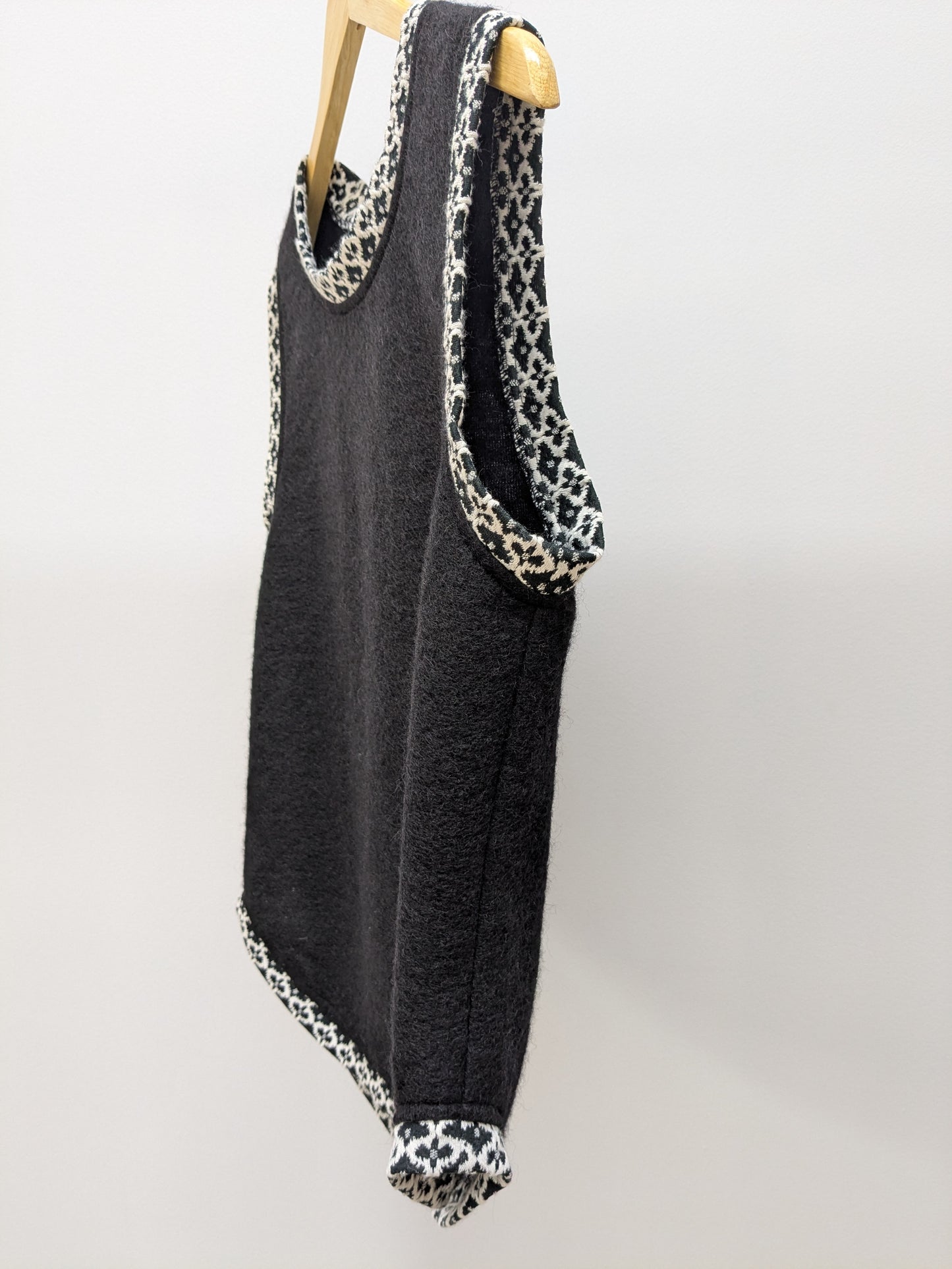 Pullunder Schwarz | Weiss