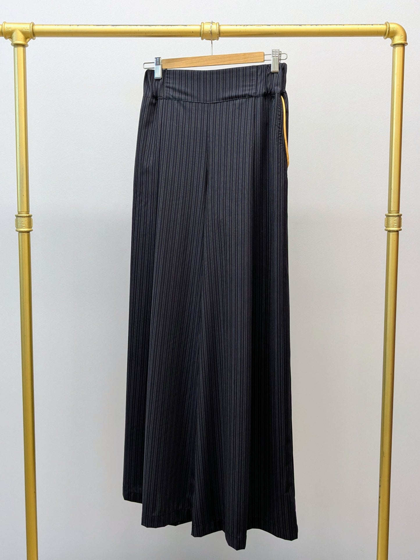 Hose LOLA | Nadelstreifen