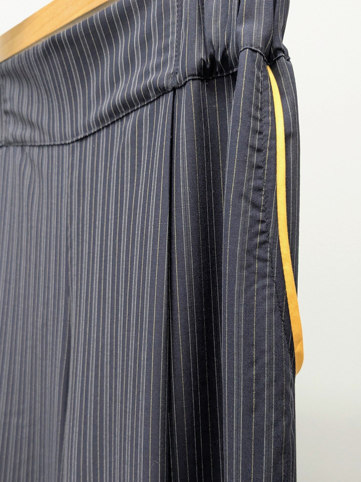 Hose LOLA | Nadelstreifen