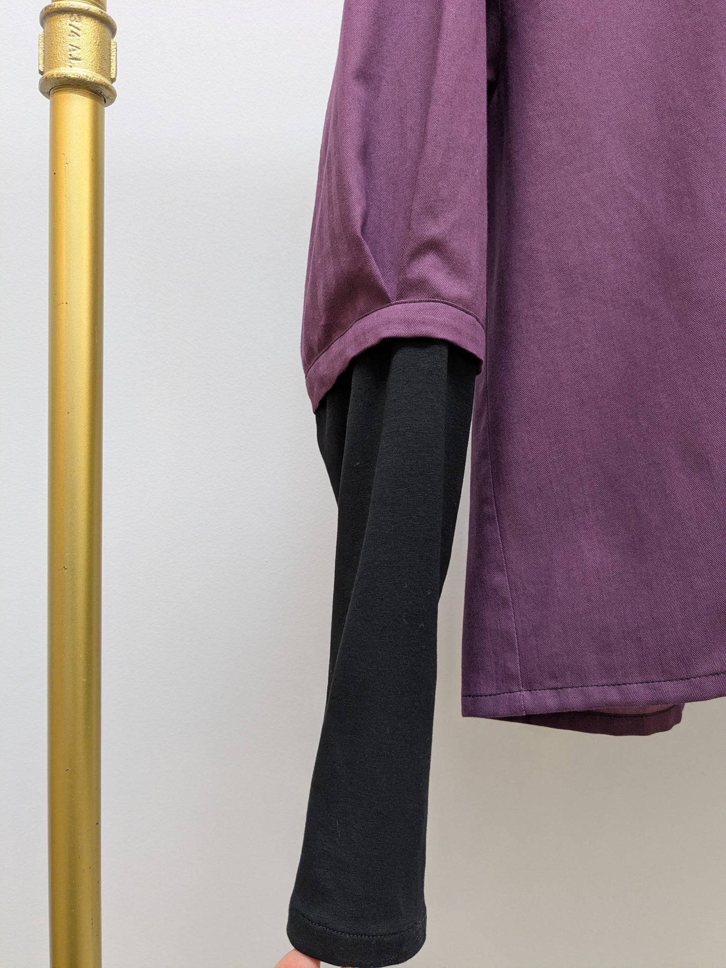 Ruffled blouse with stripes | Berry | Unique piece