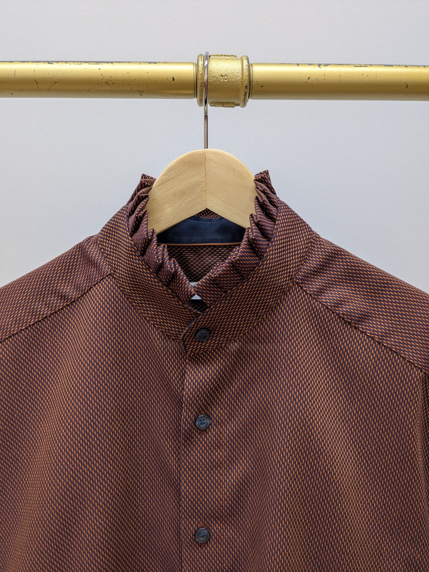 Rüschenbluse Changeant | Weinrot | Unikat