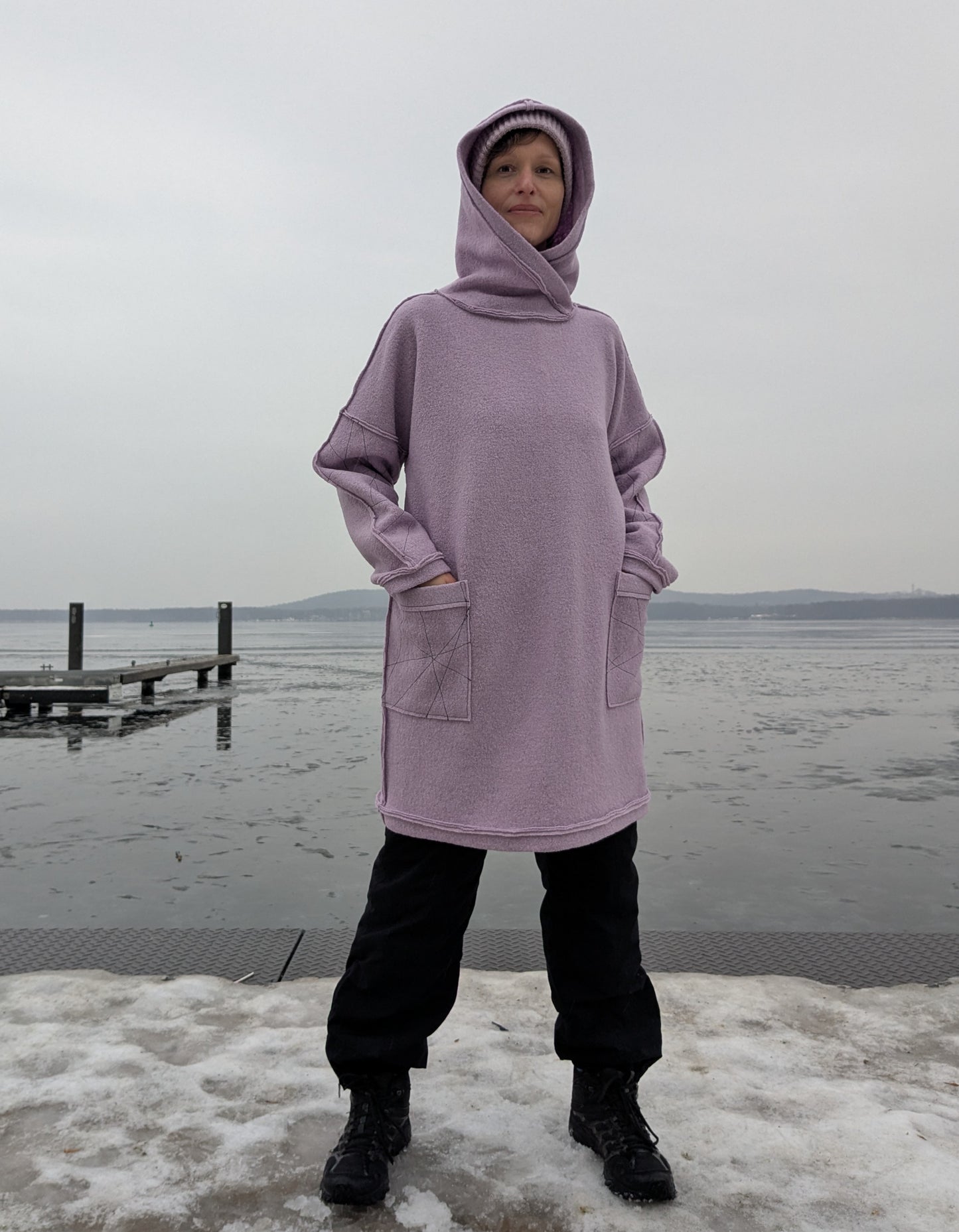 Kapuzenkleid ELISA | Wollwalk | Flieder