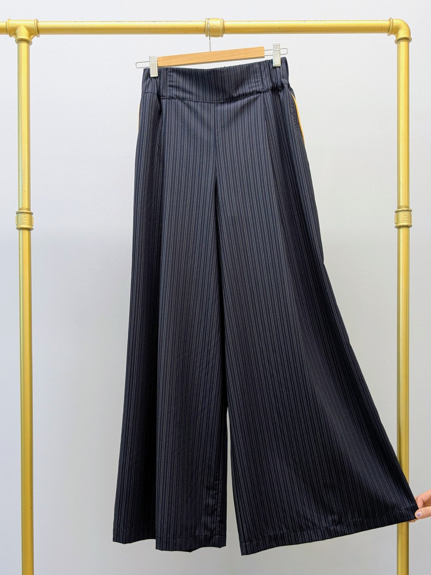 Hose LOLA | Nadelstreifen