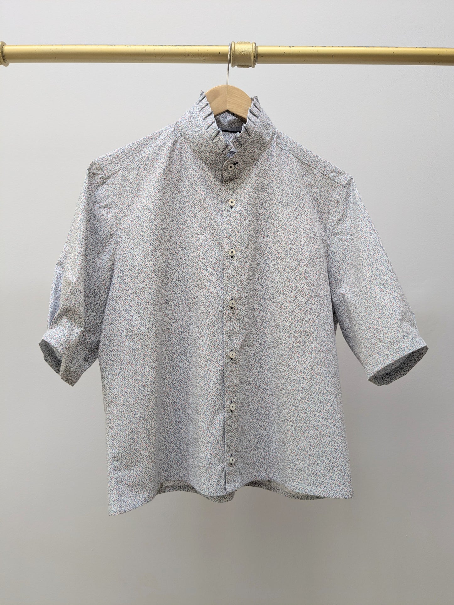Rüschenbluse | Hellblau | Blümchen | Unikat