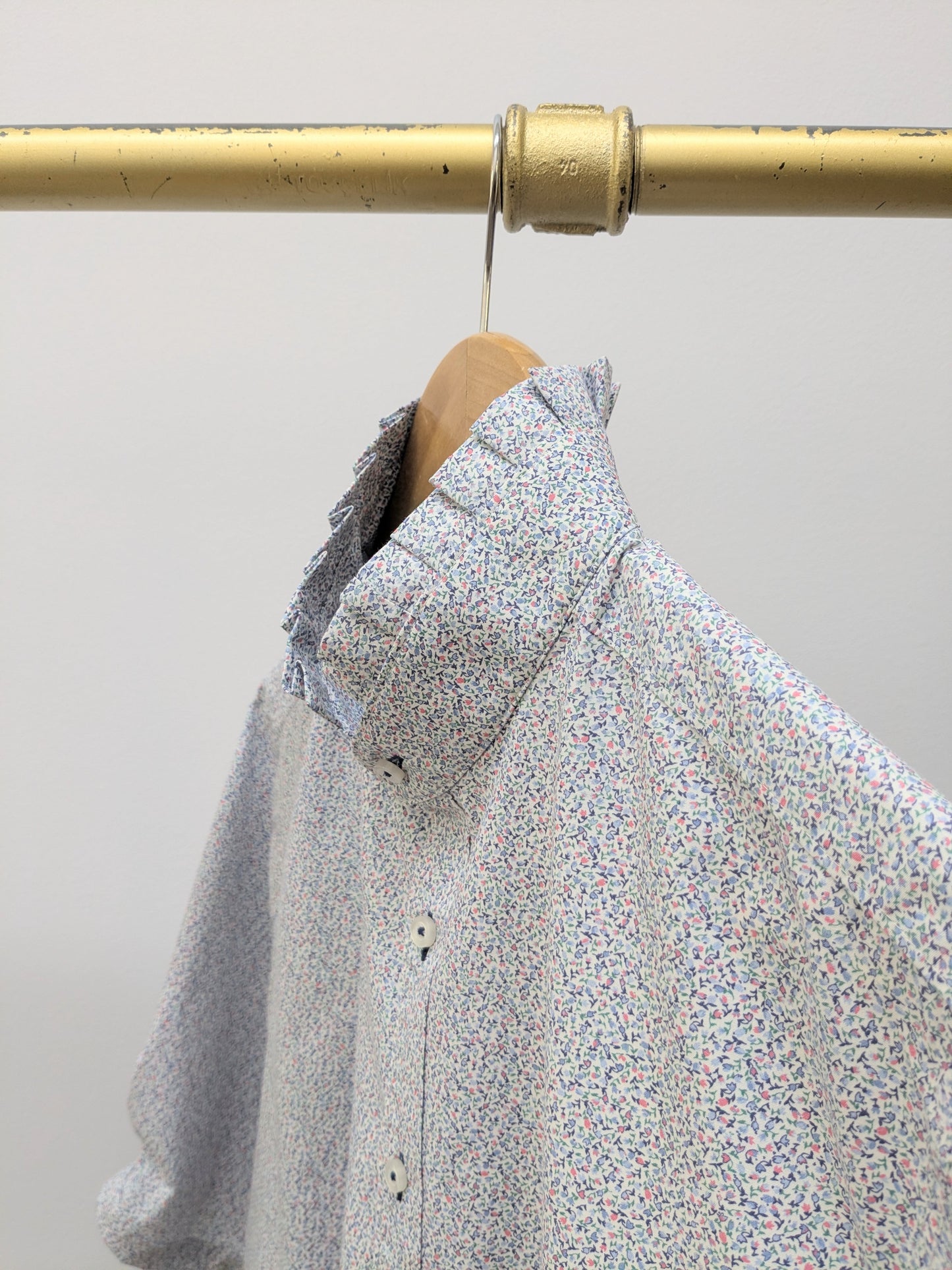 Rüschenbluse | Hellblau | Blümchen | Unikat