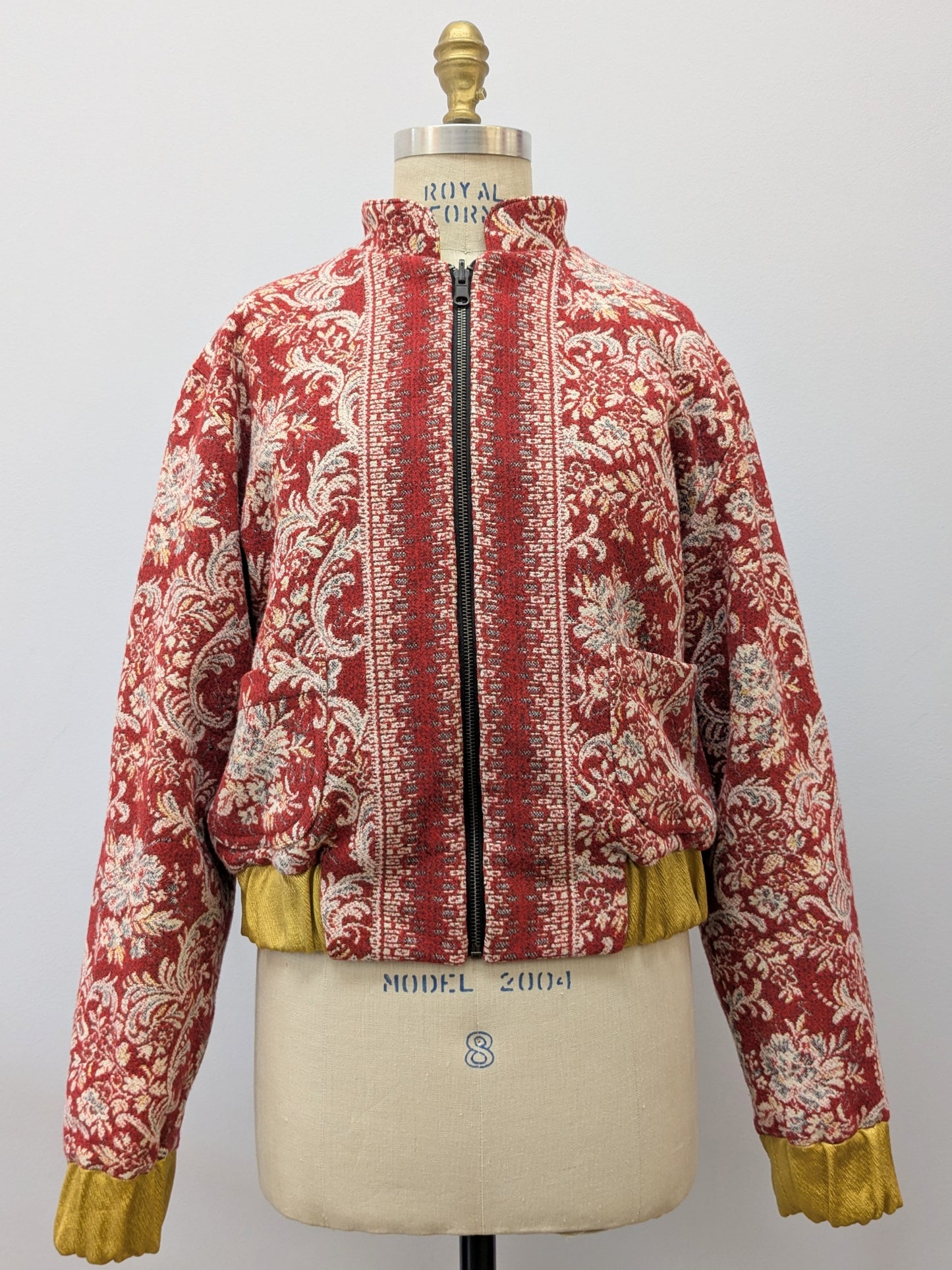 Women's sweater vest | Wool vest | Wool sweater vest | Warm vest | Knitted vest | Vest for women | Upcycled clothing