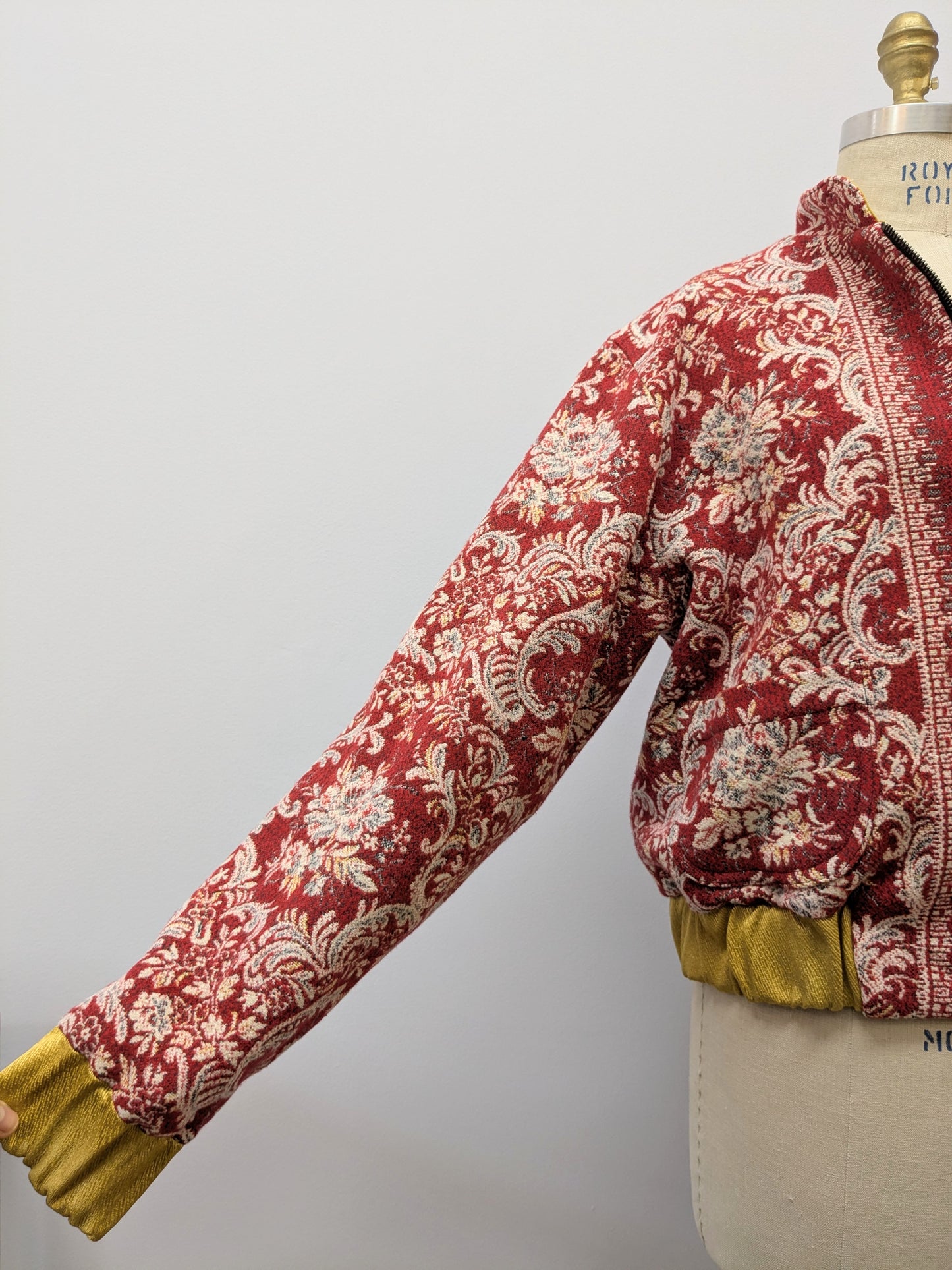 Women's sweater vest | Wool vest | Wool sweater vest | Warm vest | Knitted vest | Vest for women | Upcycled clothing